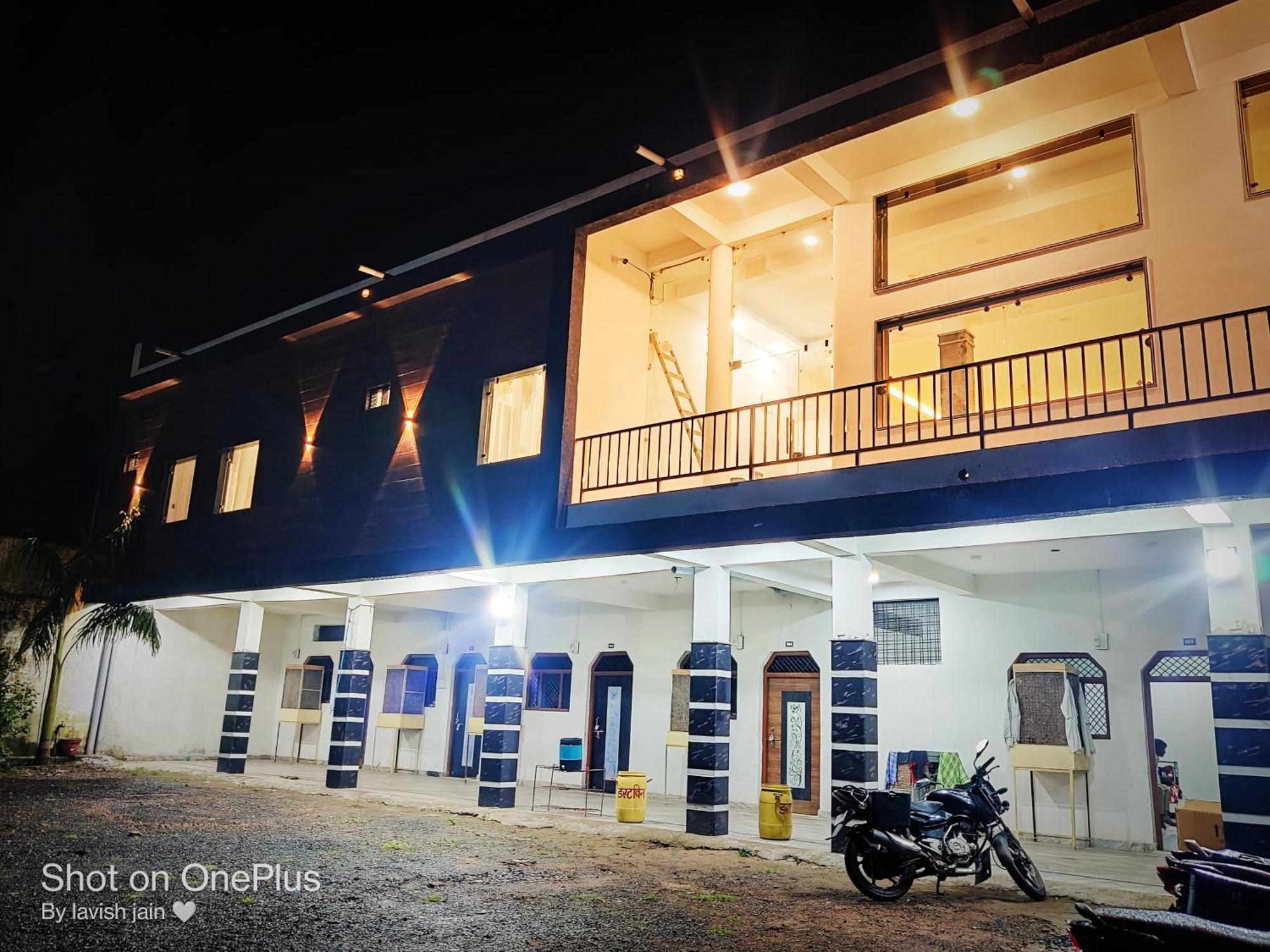 Hotel Modi Palace, Chanderi Mp Zewnętrze zdjęcie