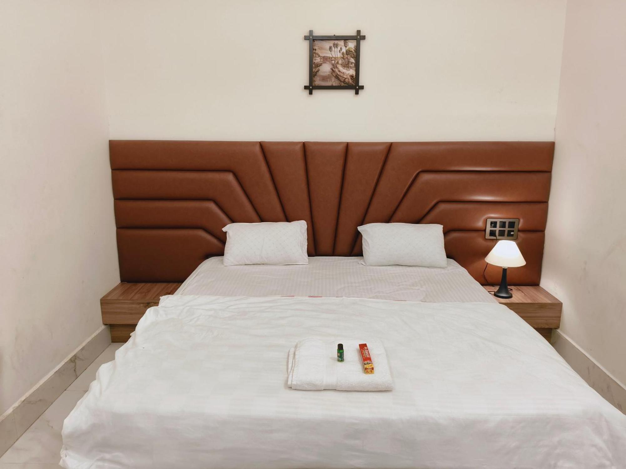 Hotel Modi Palace, Chanderi Mp Zewnętrze zdjęcie