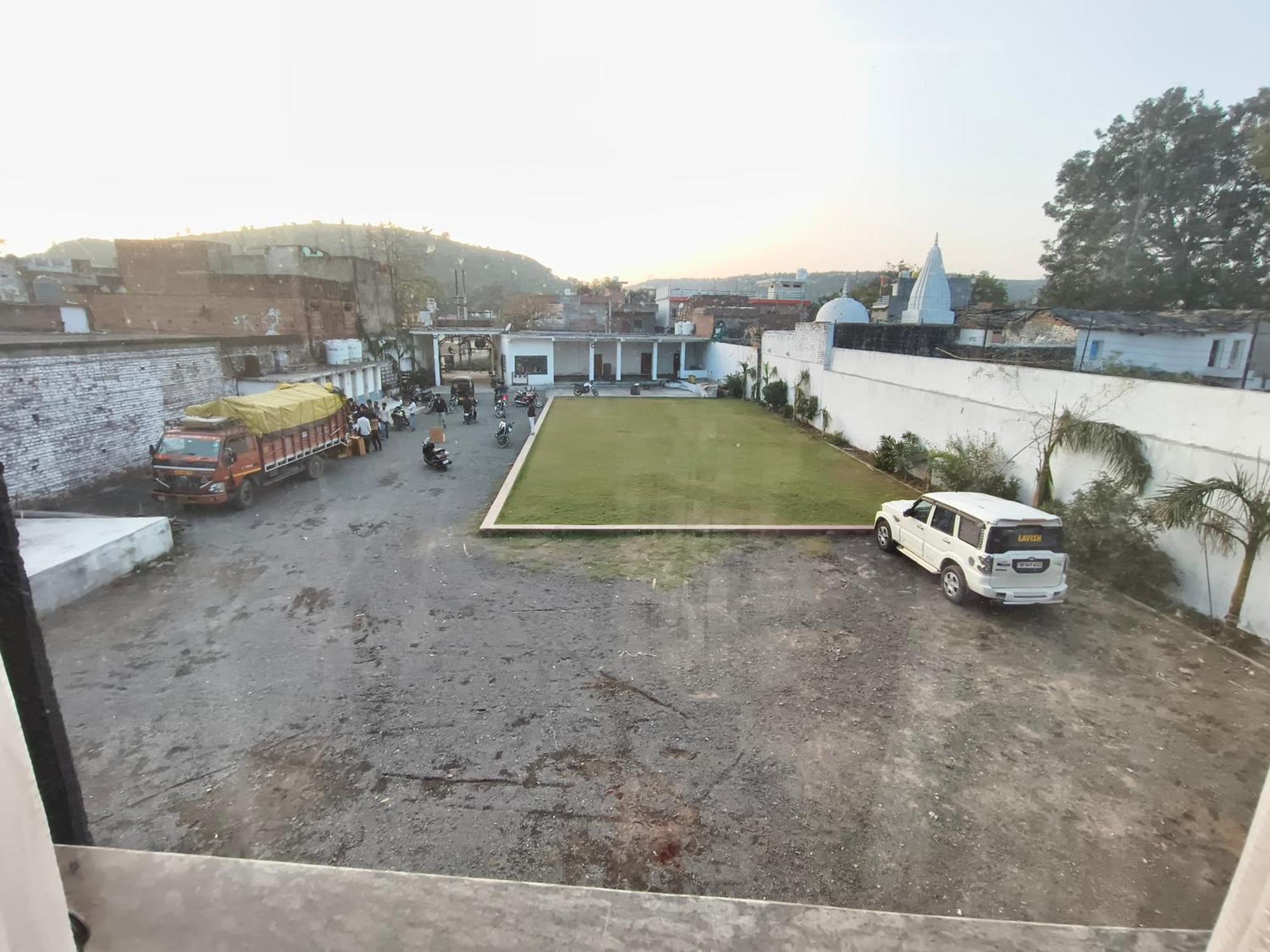 Hotel Modi Palace, Chanderi Mp Zewnętrze zdjęcie