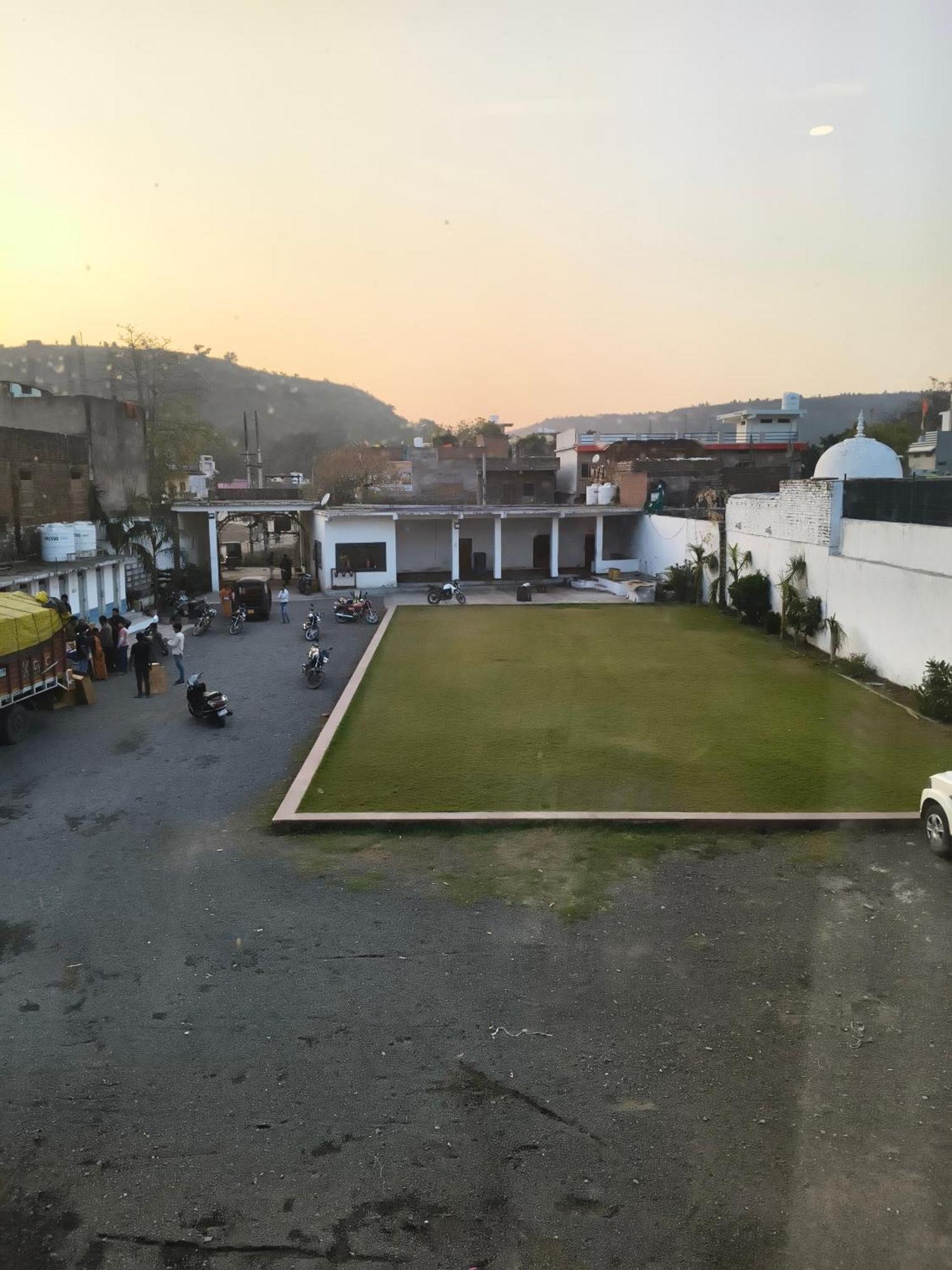 Hotel Modi Palace, Chanderi Mp Zewnętrze zdjęcie